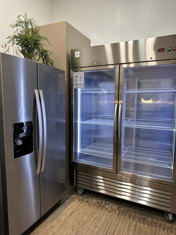 Prep kitchen for catering teams (of your choice) 